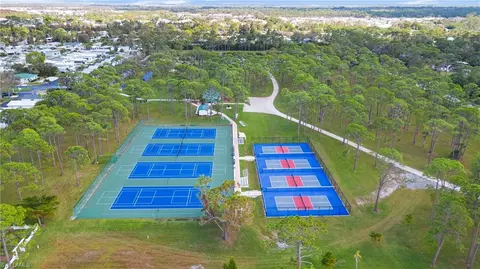 4550 Split Log Ln E, Estero, FL 33928 photo 19