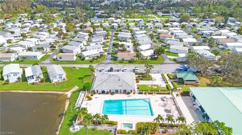 4550 Split Log Ln E, Estero, FL 33928 photo 29