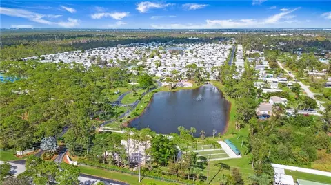 4550 Split Log Ln E, Estero, FL 33928 photo 21