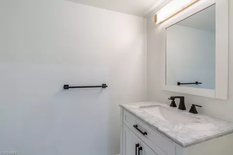 Bath - 1160 8th St S, Naples, FL 34102 photo 5 of 5
