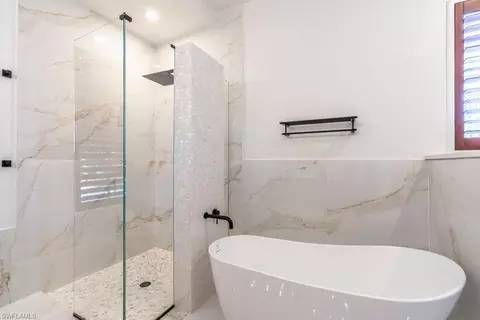 Bath - 1160 8th St S, Naples, FL 34102 photo 1 of 5