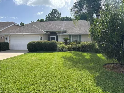 852 Belville Blvd, Naples, FL 34104