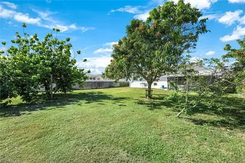 9940 Vanderbilt Dr, Naples, FL 34108 photo 9