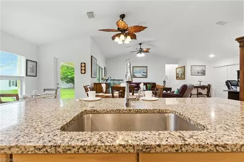 Kitchen - 176 Venus Cay, Naples, FL 34114 photo 4 of 6