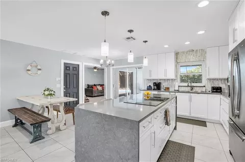 130 Mentor Dr, Naples, FL 34110 photo 12