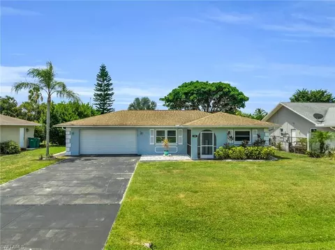 130 Mentor Dr, Naples, FL 34110 photo 2
