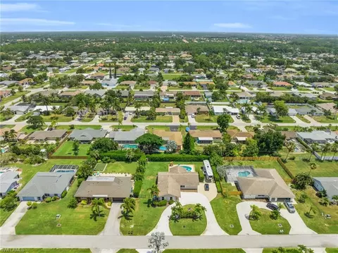 130 Mentor Dr, Naples, FL 34110 photo 41