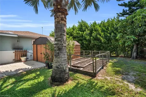 130 Mentor Dr, Naples, FL 34110 photo 37