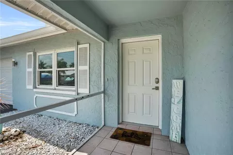 130 Mentor Dr, Naples, FL 34110 photo 4