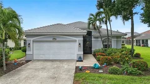 11317 Lakeland Cir, Fort Myers, FL 33913