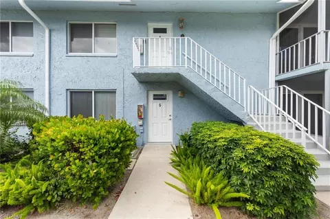 216 Palm Dr #5, Naples, FL 34112