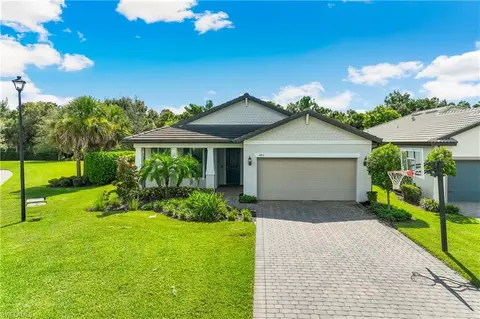 4701 Imperial Eagle Dr, Fort Myers, FL 33966