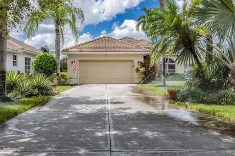 4382 Pomarine Ct, Naples, FL 34119