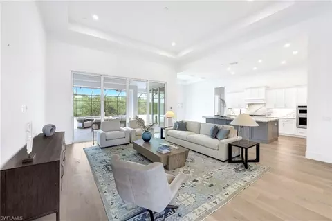 8817 Paradera Ct, Naples, FL 34112 photo 6