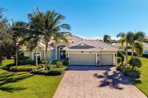 9369 Campanile Cir, Naples, FL 34114