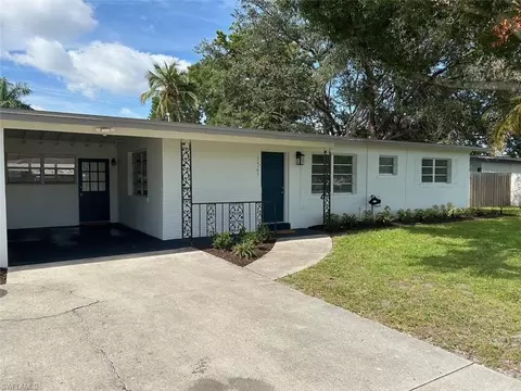 1541 Grace, Fort Myers, FL 33901
