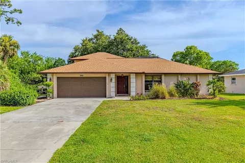 244 Erie Dr, Naples, FL 34110
