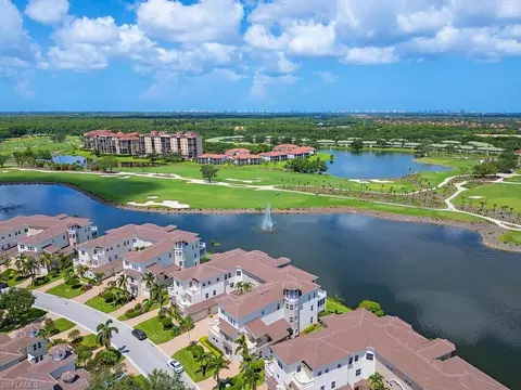 530 Avellino Isles Cir #7-301, Naples, FL 34119