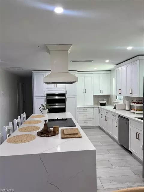 5900 Cope Ln, Naples, FL 34112 photo 4