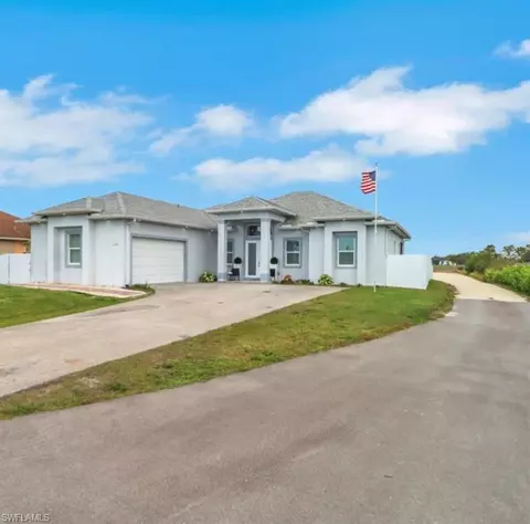 2394 45th Ave NE, Naples, FL 34120