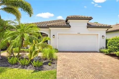 1622 Marton Ct, Naples, FL 34113