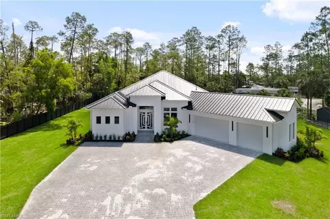 2144 17th St SW, Naples, FL 34117