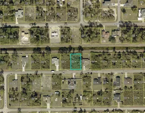859 Clow St E, Lehigh Acres, FL 33974 photo 3