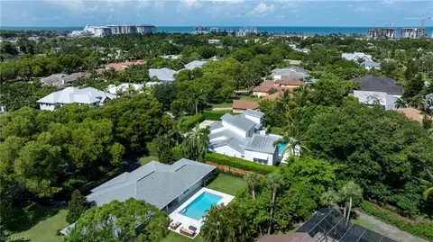 View/Area - 675 Yucca Rd, Naples, FL 34102 photo 1 of 2
