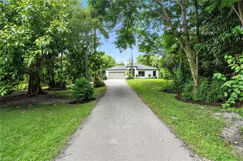 1471 19th St SW, Naples, FL 34117