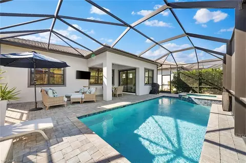 9384 Night Heron Ln, Naples, FL 34120