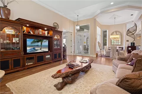 222 Monterey Dr, Naples, FL 34119 photo 4