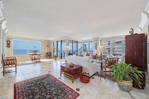 4251 Gulf Shore Blvd N #17D, Naples, FL 34103