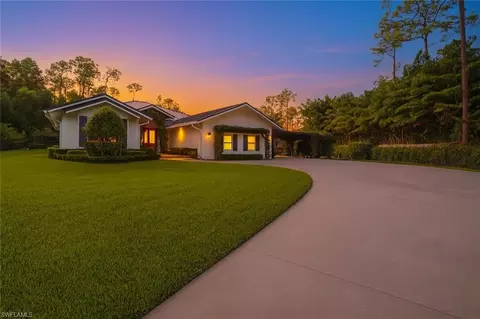 5840 Bur Oaks Ln, Naples, FL 34119