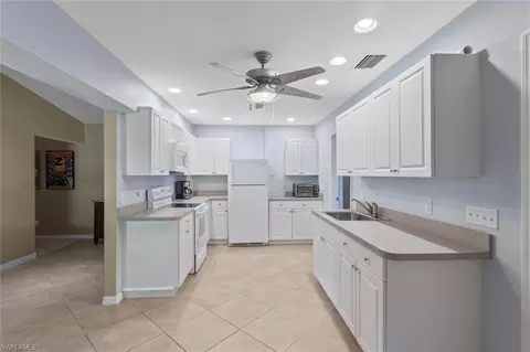 Kitchen - 6060 Painted Leaf Ln, Naples, FL 34116 photo 6 of 8