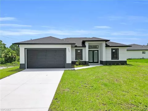 825 Frederick Reid St E, Lehigh Acres, FL 33971