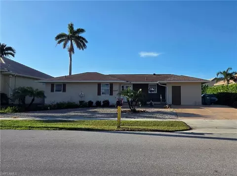 1207 Martinique Ct, Marco Island, FL 34145