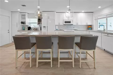 Kitchen - 19 Pelican St E, Naples, FL 34113 photo 2 of 5