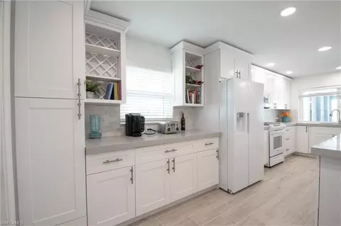 Kitchen - 19 Pelican St E, Naples, FL 34113 photo 1 of 5