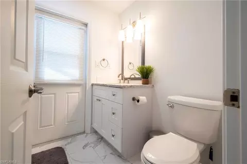 Bath - 19 Pelican St E, Naples, FL 34113 photo 3 of 4