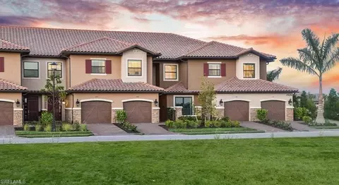 15320 Lucerna St #202, Naples, FL 34114