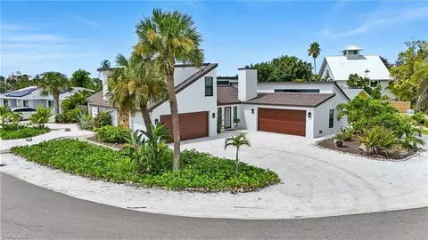 8080 Lagoon Rd, Fort Myers Beach, FL 33931