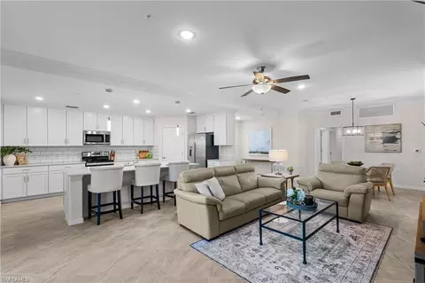 2357 Anguilla Dr #102, Naples, FL 34120