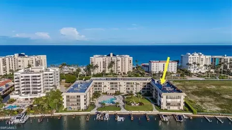 3200 Gulf Shore Blvd N #403, Naples, FL 34103