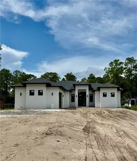 3780 6th Ave SE, Naples, FL 34117