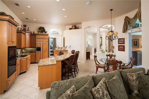 Kitchen - 1182 Dimock Ln, Naples, FL 34110 photo 2 of 4