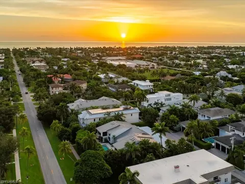 View/Area - 741 10th Ave S #E, Naples, FL 34102 photo 7 of 7