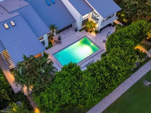 Exterior - 741 10th Ave S #E, Naples, FL 34102 photo 15 of 18