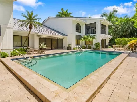 Exterior - 741 10th Ave S #E, Naples, FL 34102 photo 9 of 18