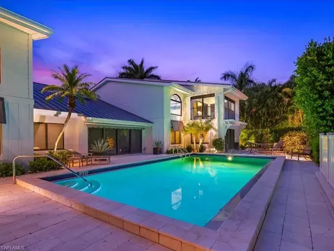 Exterior - 741 10th Ave S #E, Naples, FL 34102 photo 12 of 18