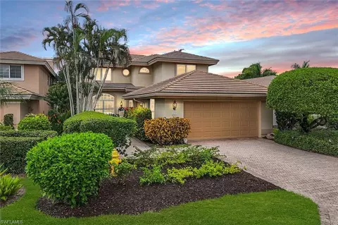 10354 Quail Crown Dr, Naples, FL 34119
